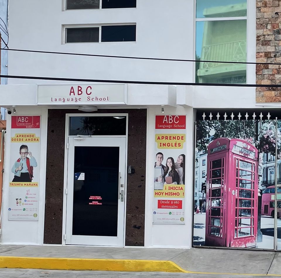 Fachada de ABC Language School, Calle 6 en Ciudad Madero
