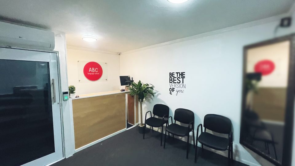 Recepción de ABC Language School en Ciudad Madero